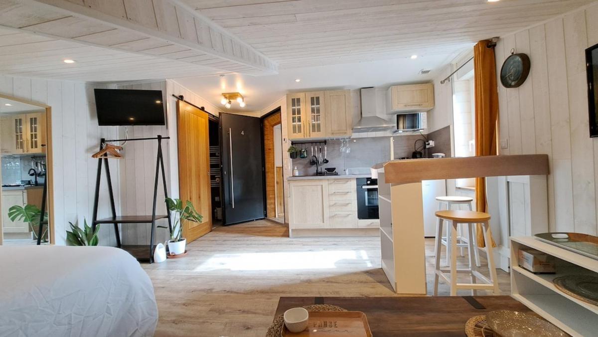 Studio-Centre Ville Chateaubriant Room photo